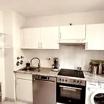 Gemuetliche Mit Balkon In *