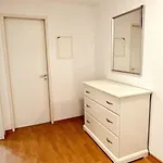 Gemuetliche Mit Balkon In * Schönefeld