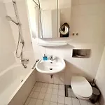Gemuetliche Mit Balkon In *