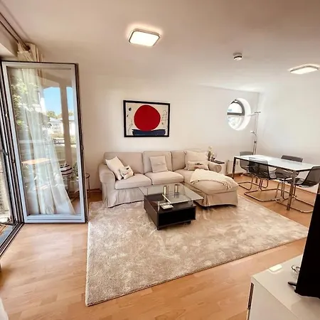 Appartamento Gemuetliche Mit Balkon In *