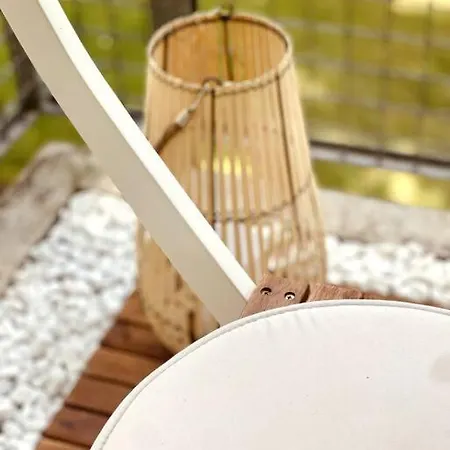 Gemuetliche Mit Balkon In דירה *