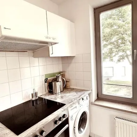 Daire Gemuetliche Mit Balkon In Schönefeld