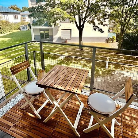 Gemuetliche Mit Balkon In * שונפלד