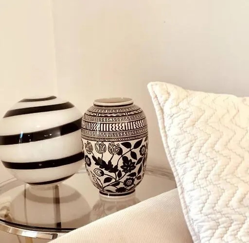 Gemuetliche Mit Balkon In シェーネフェルト